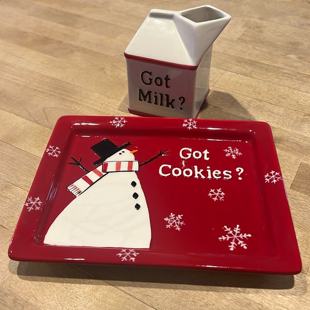 At Home America Christmas cookie plate set